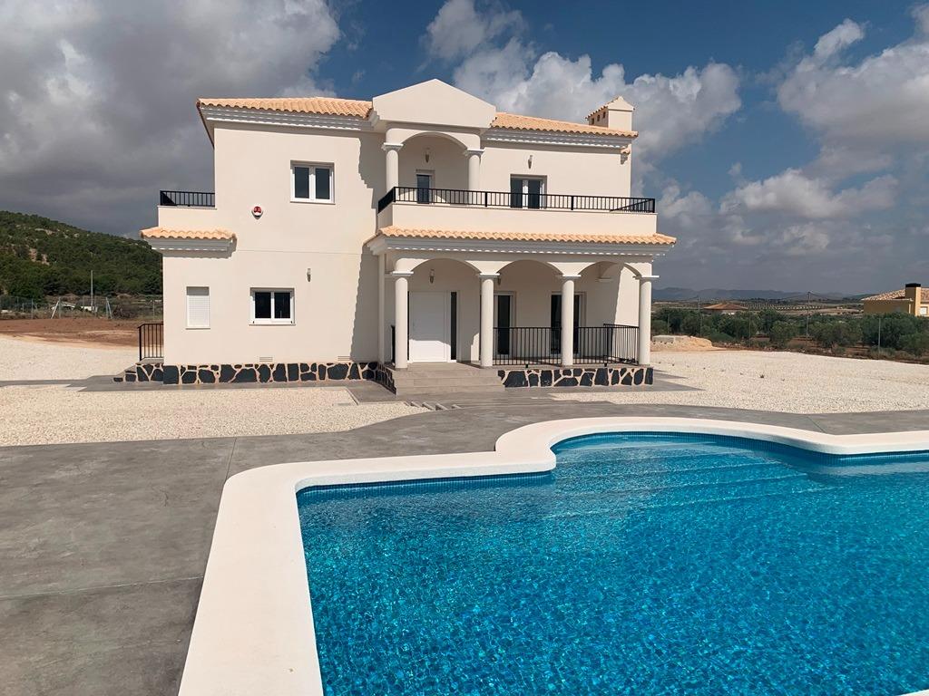 Villa for sale in Pinoso, Alicante, Spain
