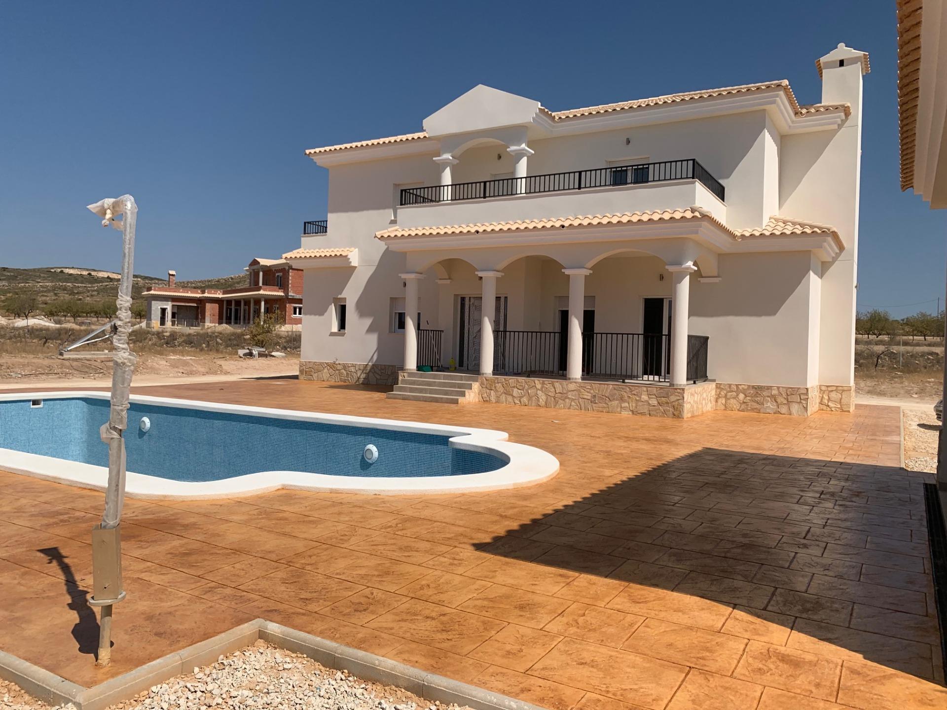 Villa for sale in Pinoso, Alicante, Spain