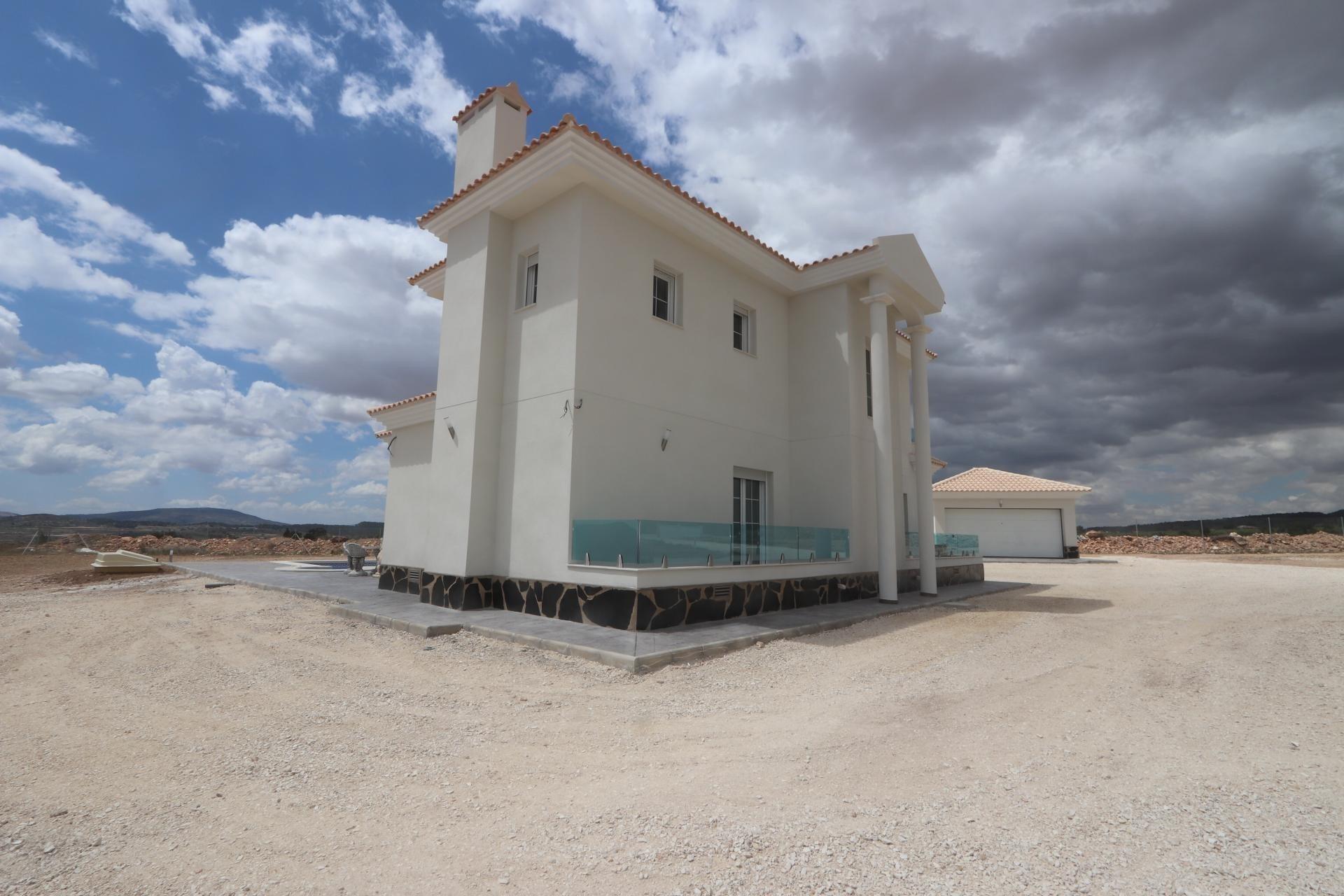 Villa for sale in Pinoso, Alicante, Spain