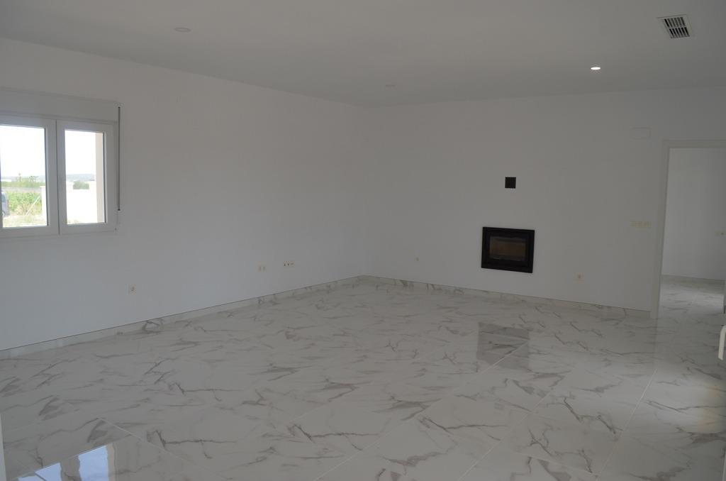 Villa for sale in Pinoso, Alicante, Spain