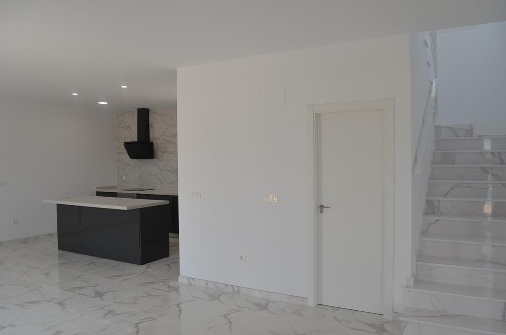 Villa for sale in Pinoso, Alicante, Spain