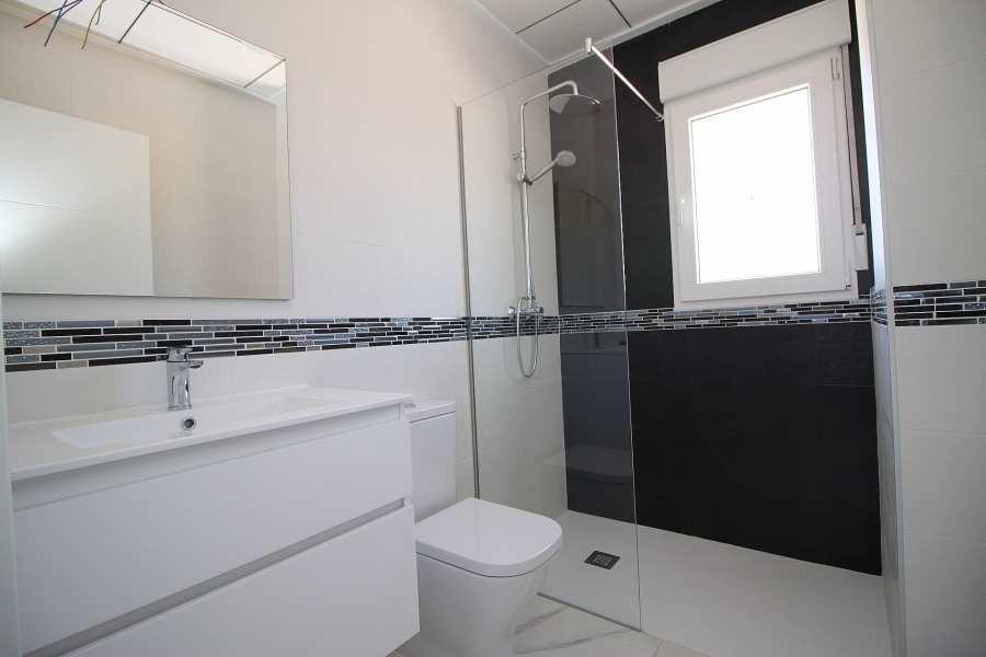 Villa for sale in Pinoso, Alicante, Spain