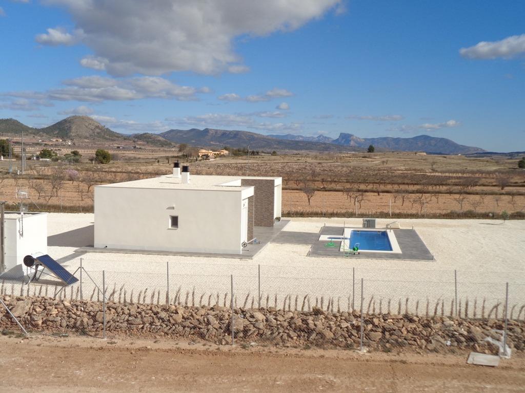 Villa for sale in Pinoso, Alicante, Spain