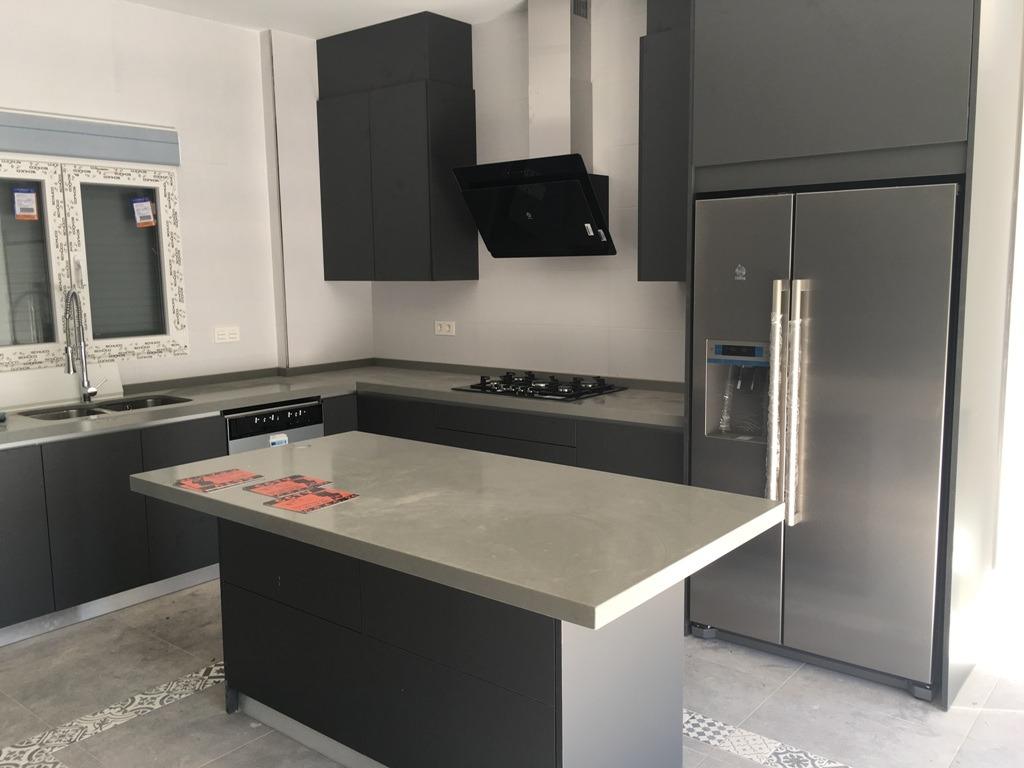Villa for sale in Pinoso, Alicante, Spain
