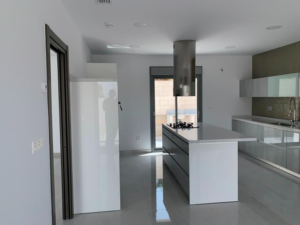 Villa for sale in Pinoso, Alicante, Spain