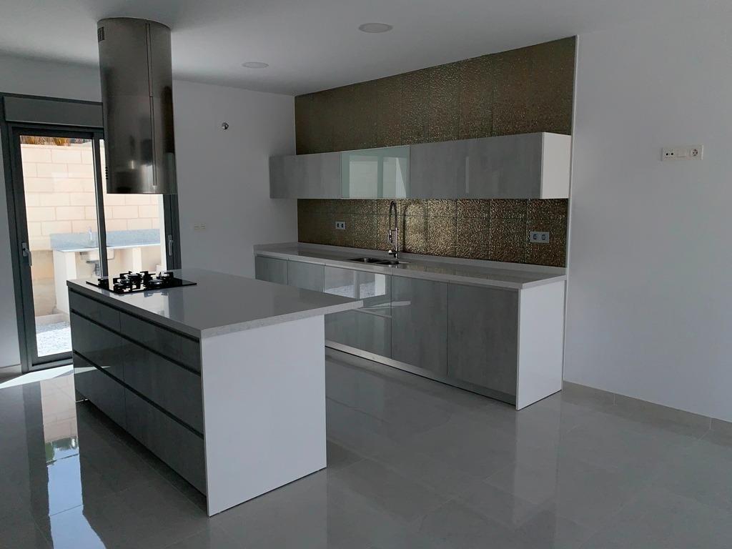 Villa for sale in Pinoso, Alicante, Spain