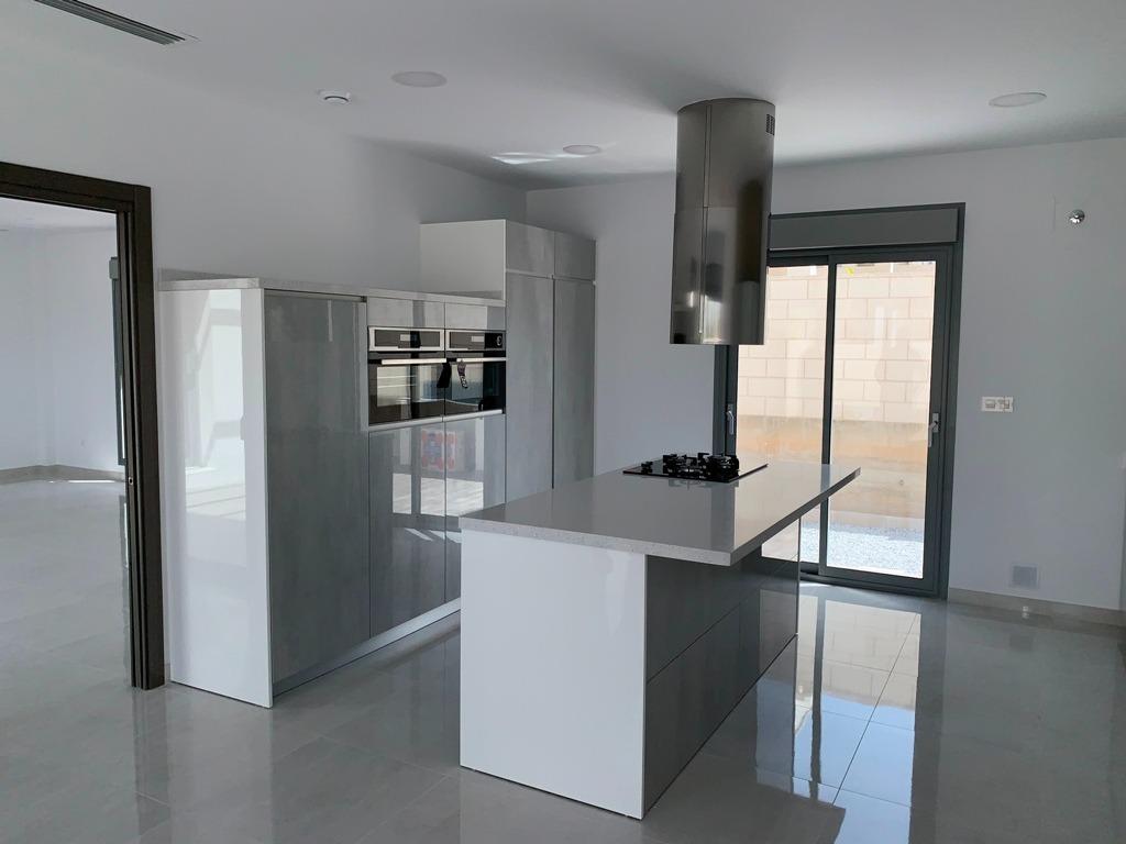 Villa for sale in Pinoso, Alicante, Spain