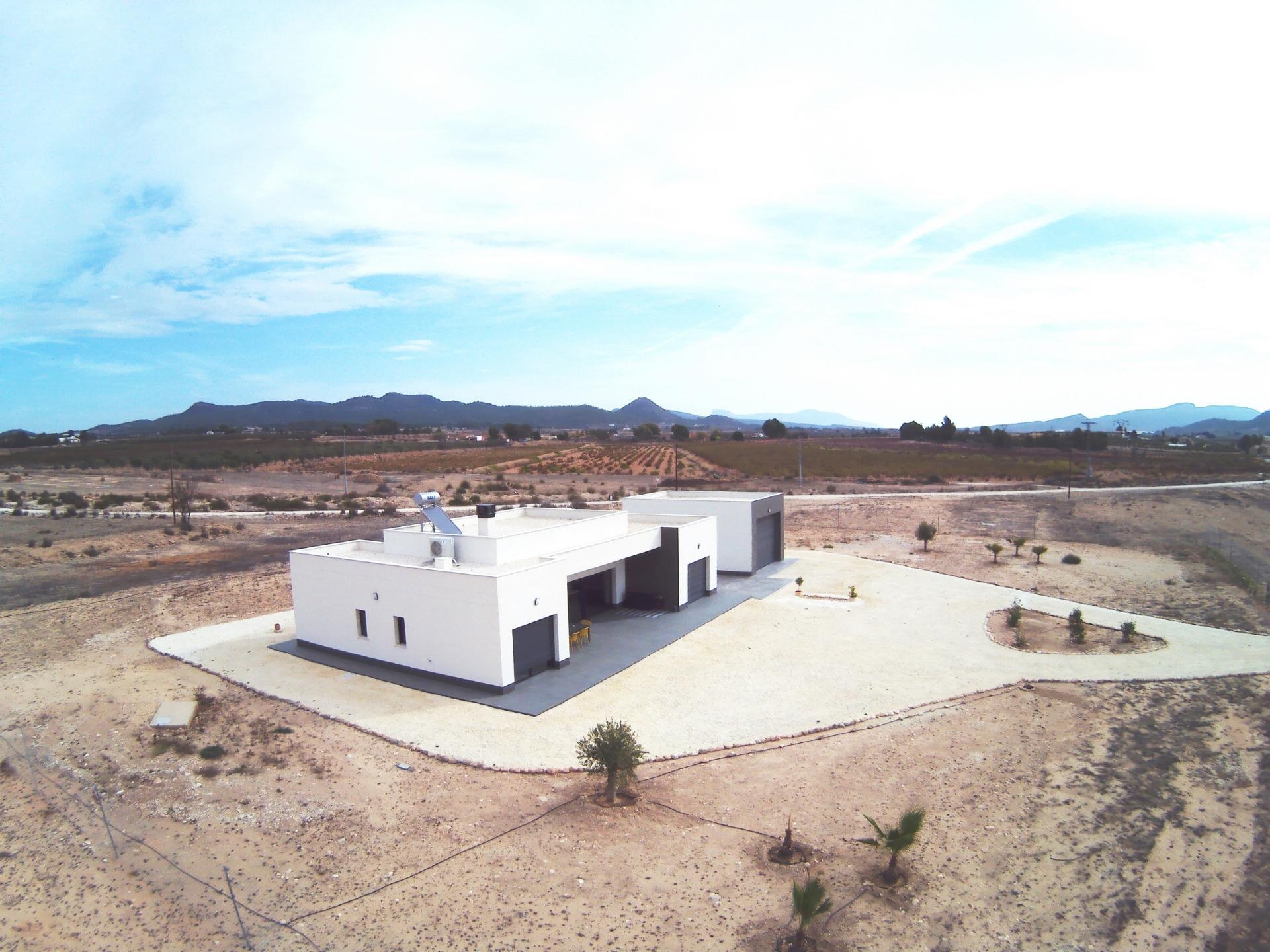 Villa for sale in Pinoso, Alicante, Spain