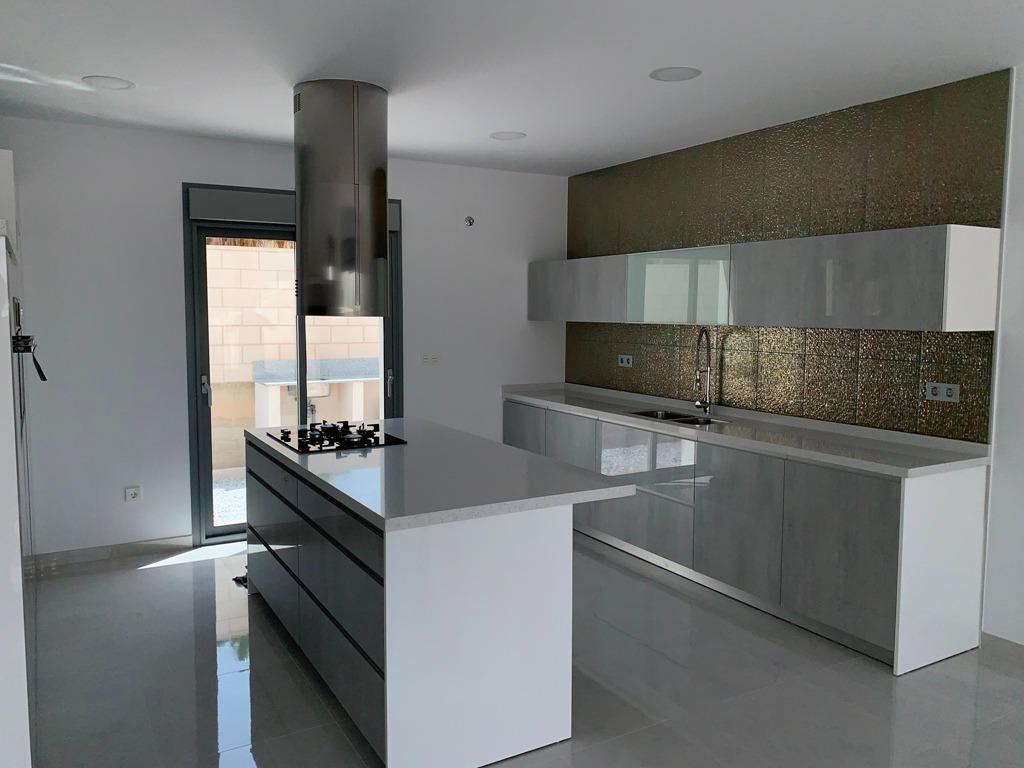 Villa for sale in Pinoso, Alicante, Spain