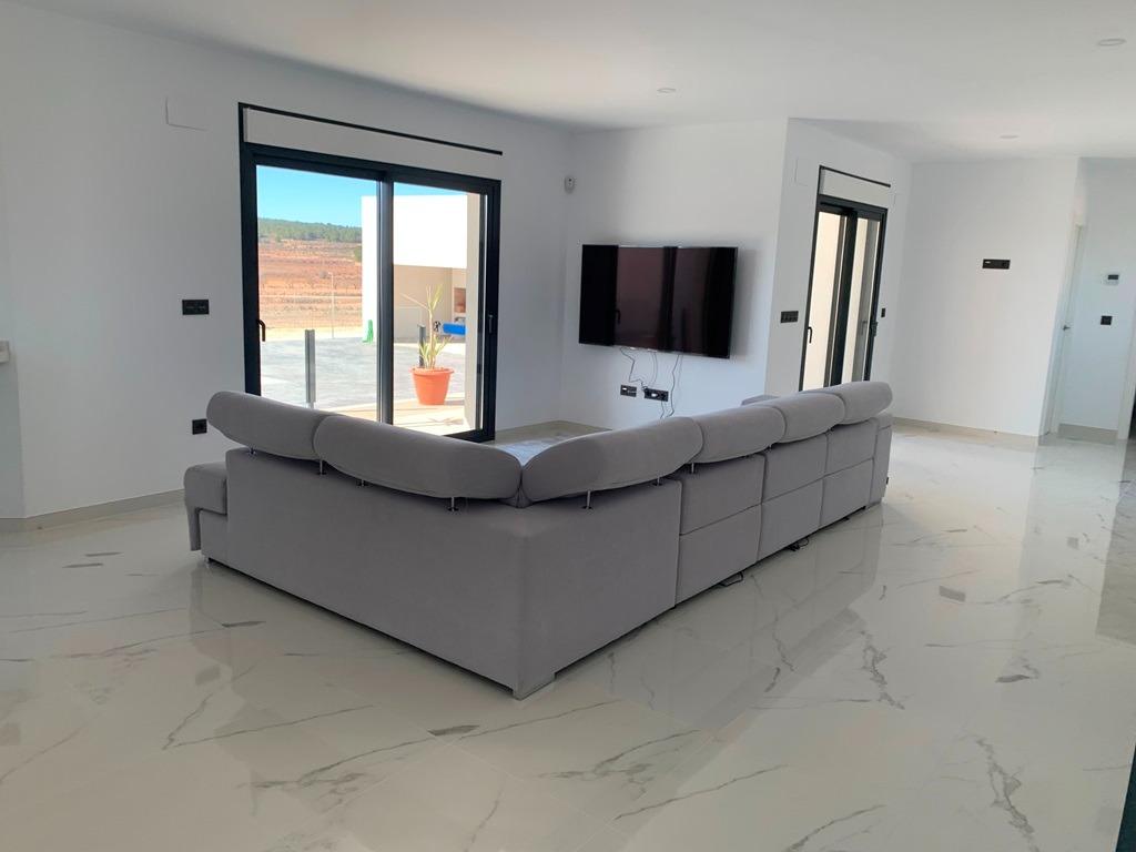 Villa for sale in Pinoso, Alicante, Spain