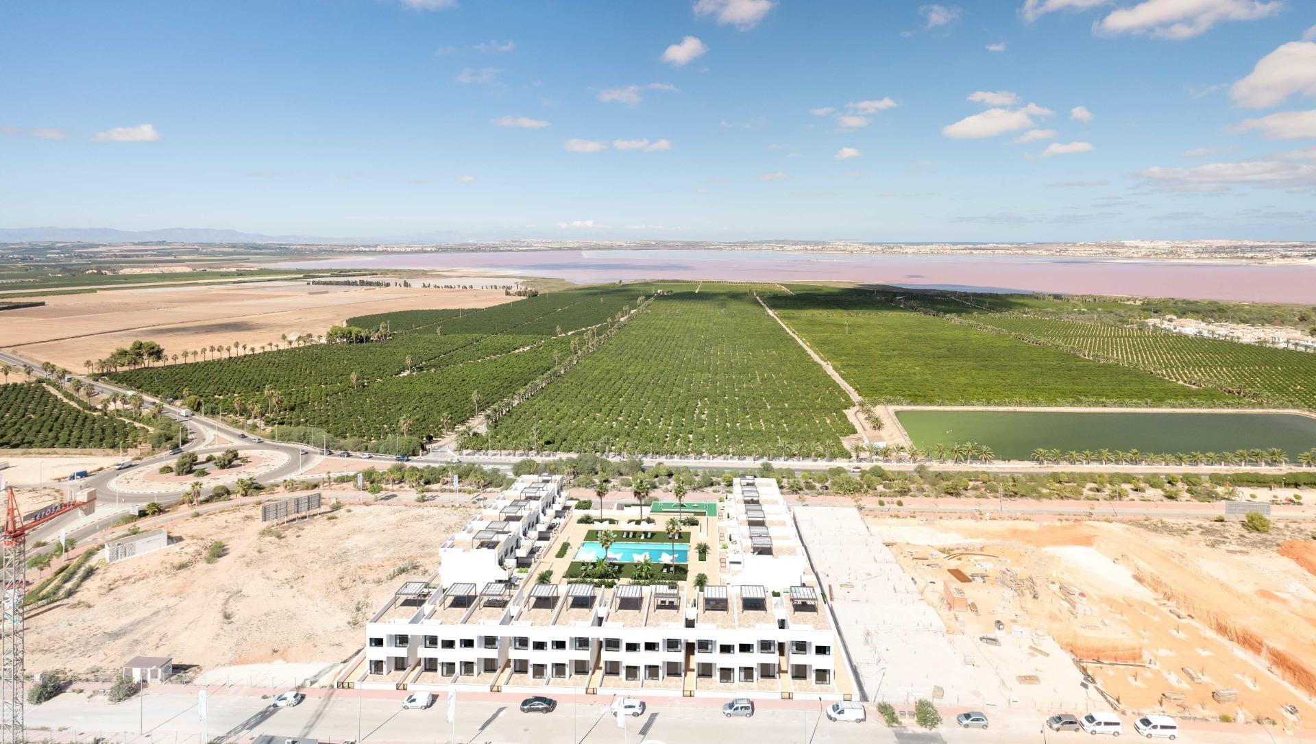 Bungalow for sale in Torrevieja, Alicante, Spain