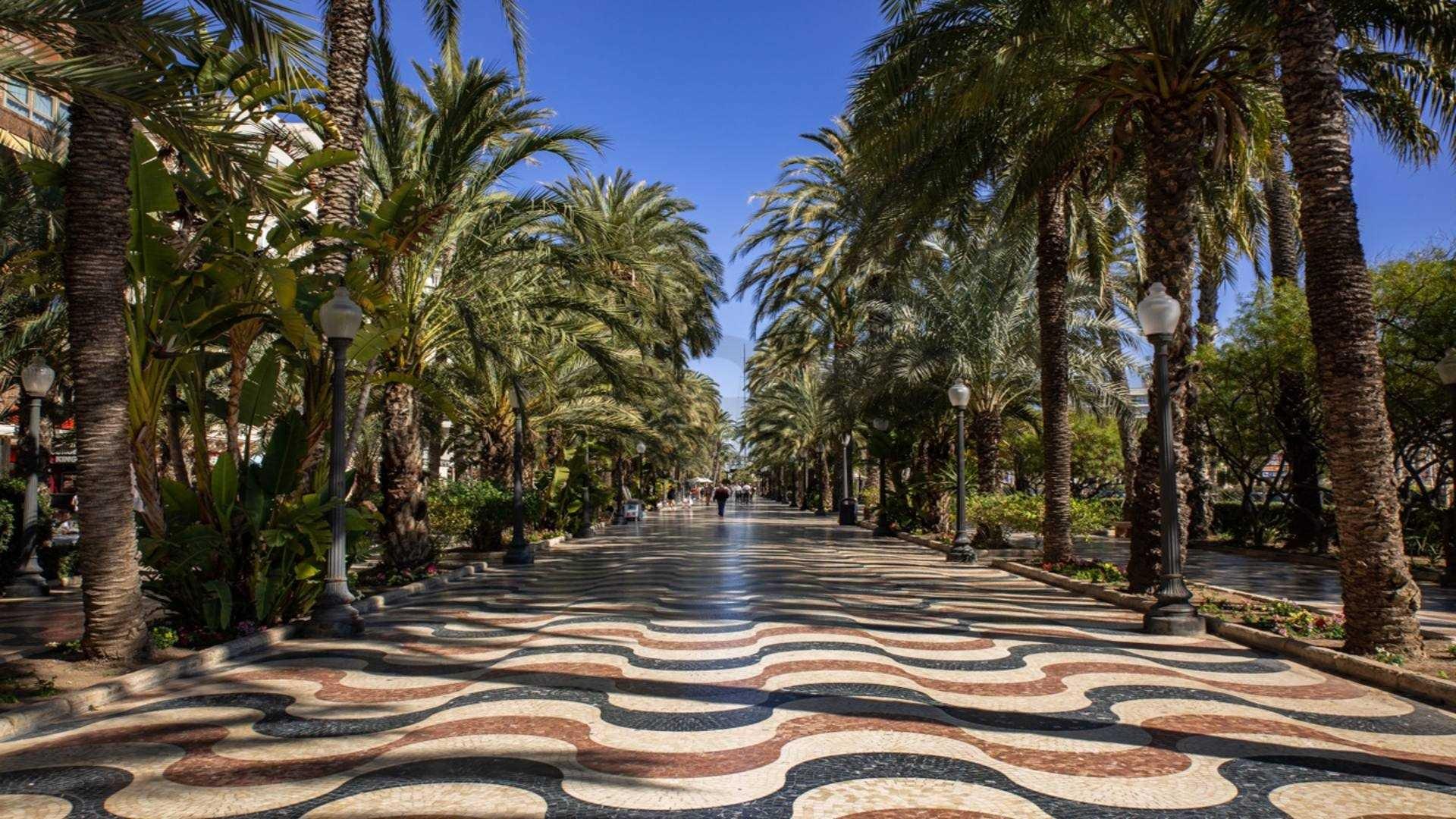 Apartment for sale in Alicante, Alicante, Spain