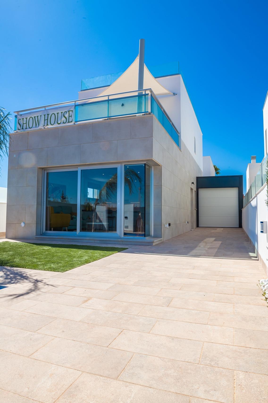 Villa for sale in Los Alcázares, Murcia, Spain