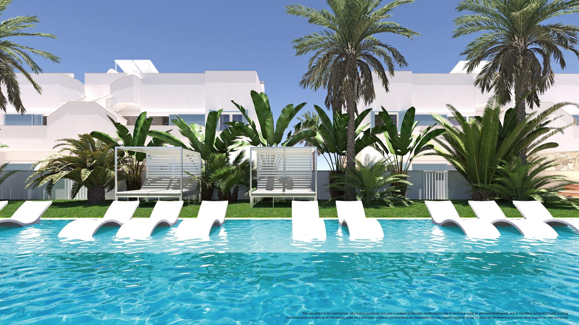 Bungalow for sale in Pilar De La Horadada, Alicante, Spain