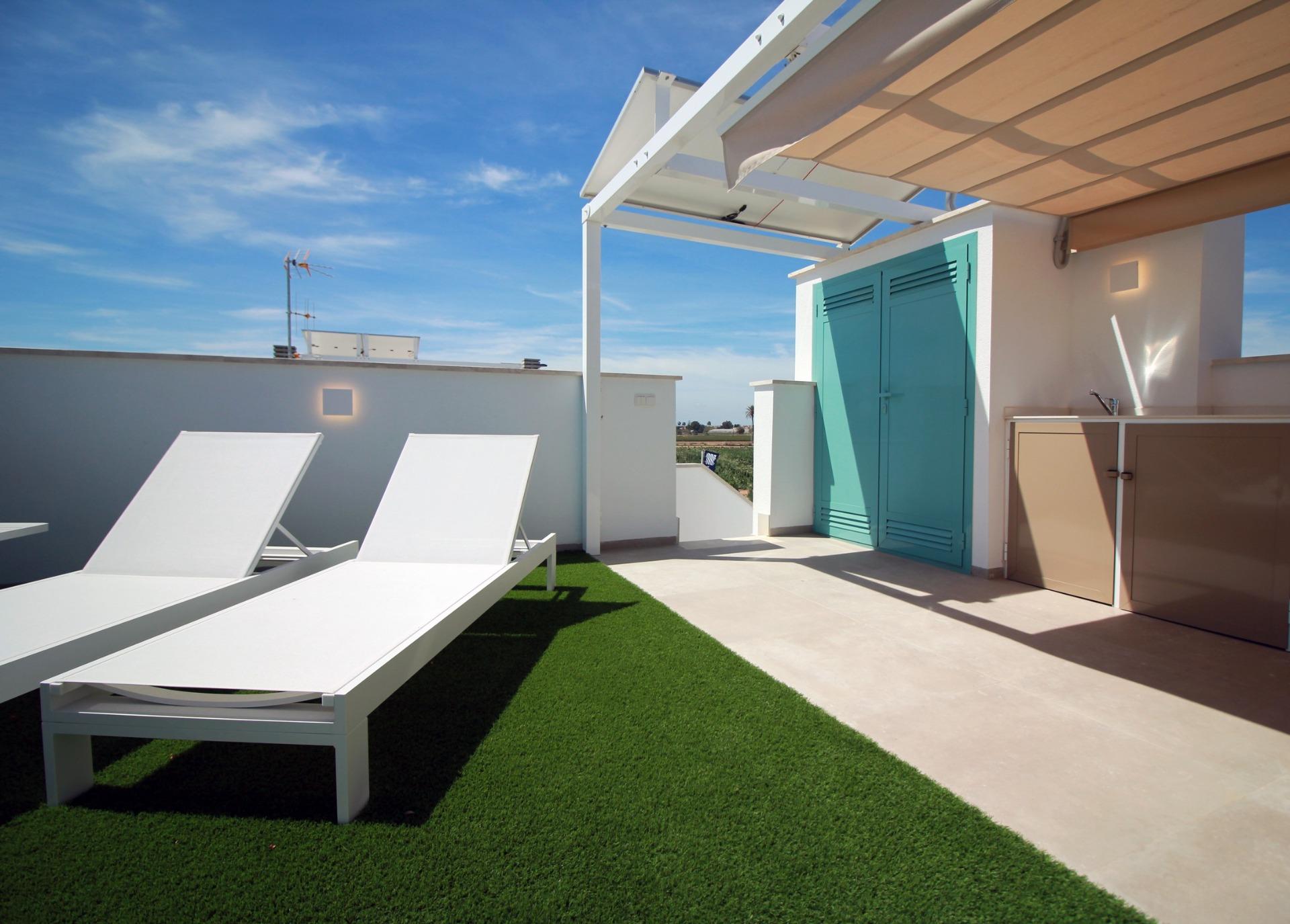 Bungalow for sale in Pilar De La Horadada, Alicante, Spain