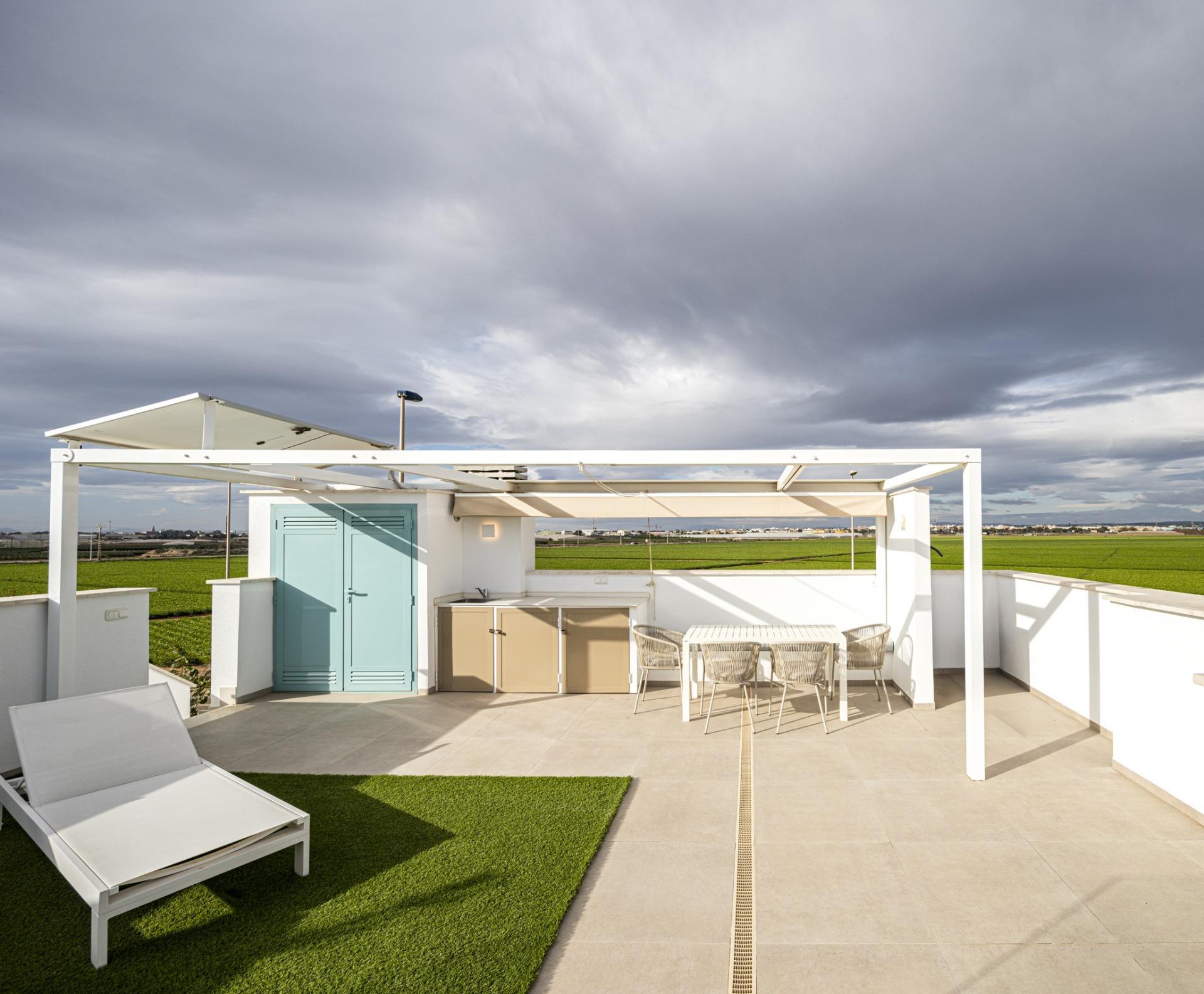 Bungalow for sale in Pilar De La Horadada, Alicante, Spain