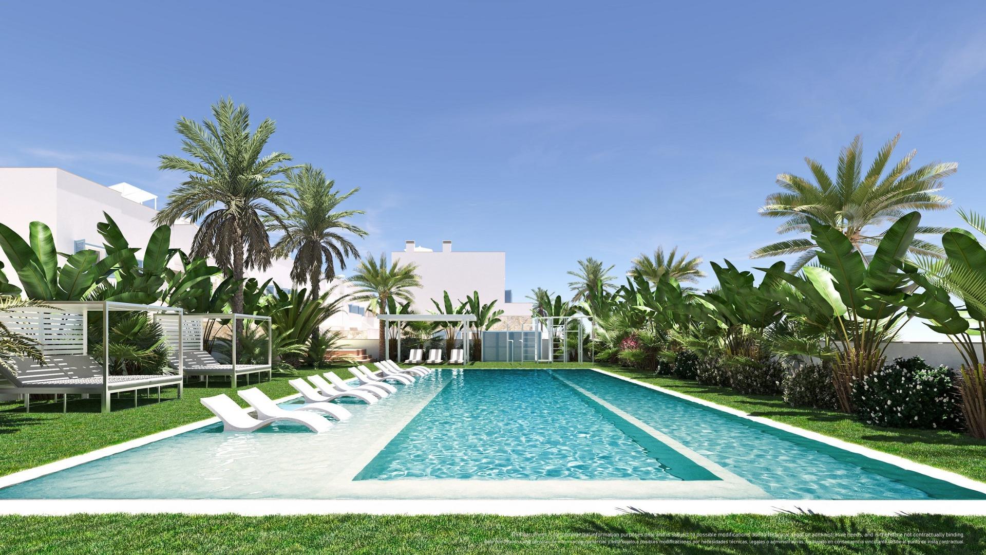 Bungalow for sale in Pilar De La Horadada, Alicante, Spain