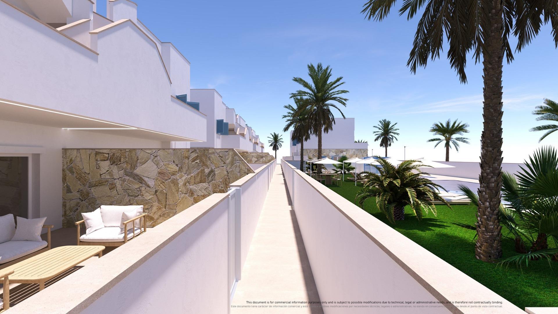 Bungalow for sale in Pilar De La Horadada, Alicante, Spain