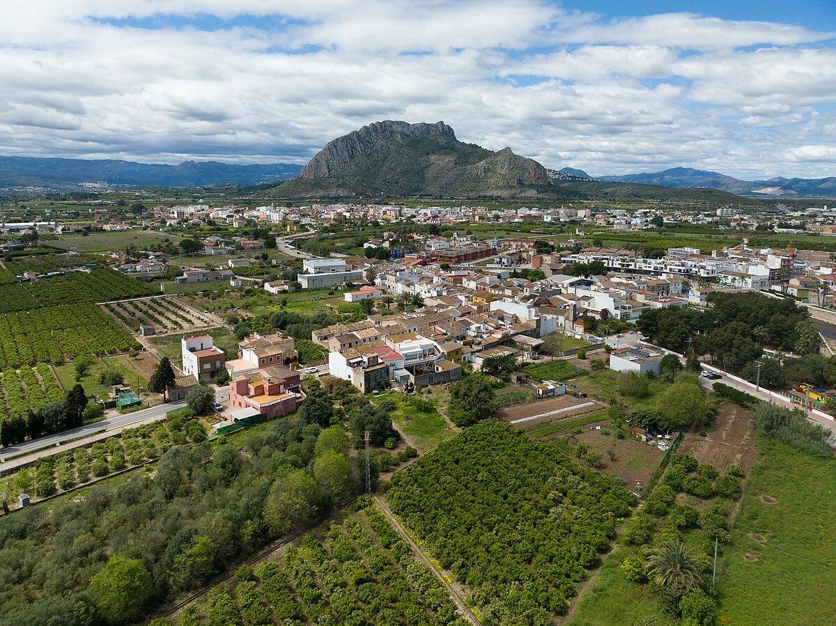 Villa for sale in Els Poblets, Alicante, Spain
