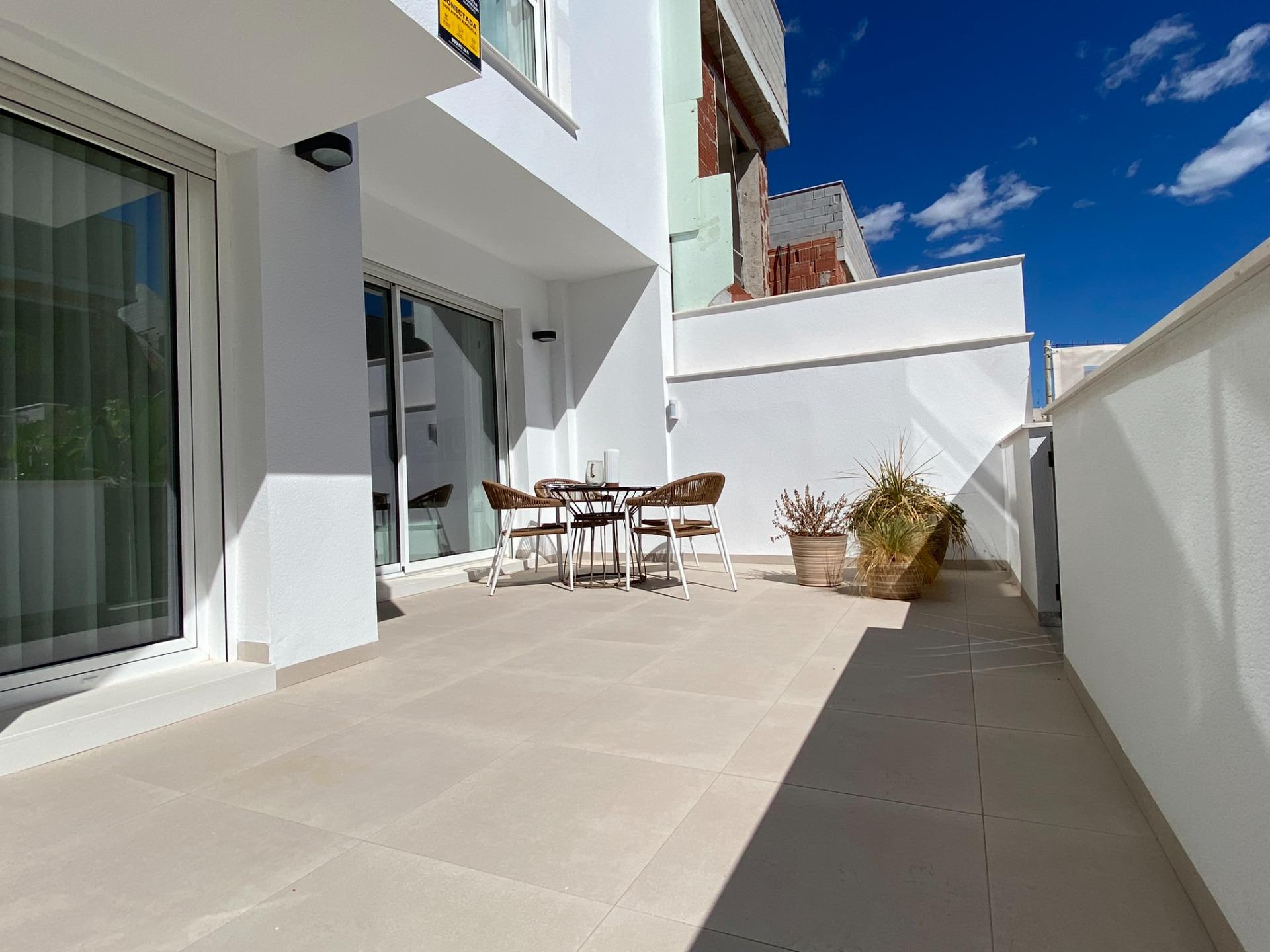 Bungalow for sale in Pilar De La Horadada, Alicante, Spain