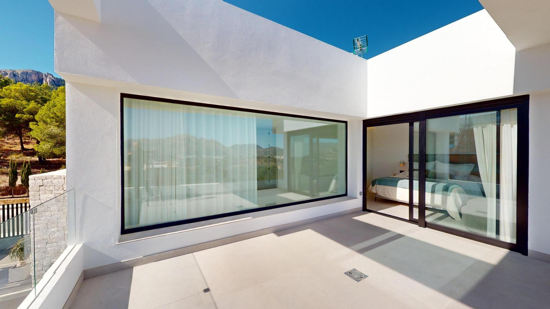 Villa for sale in Polop, Alicante, Spain