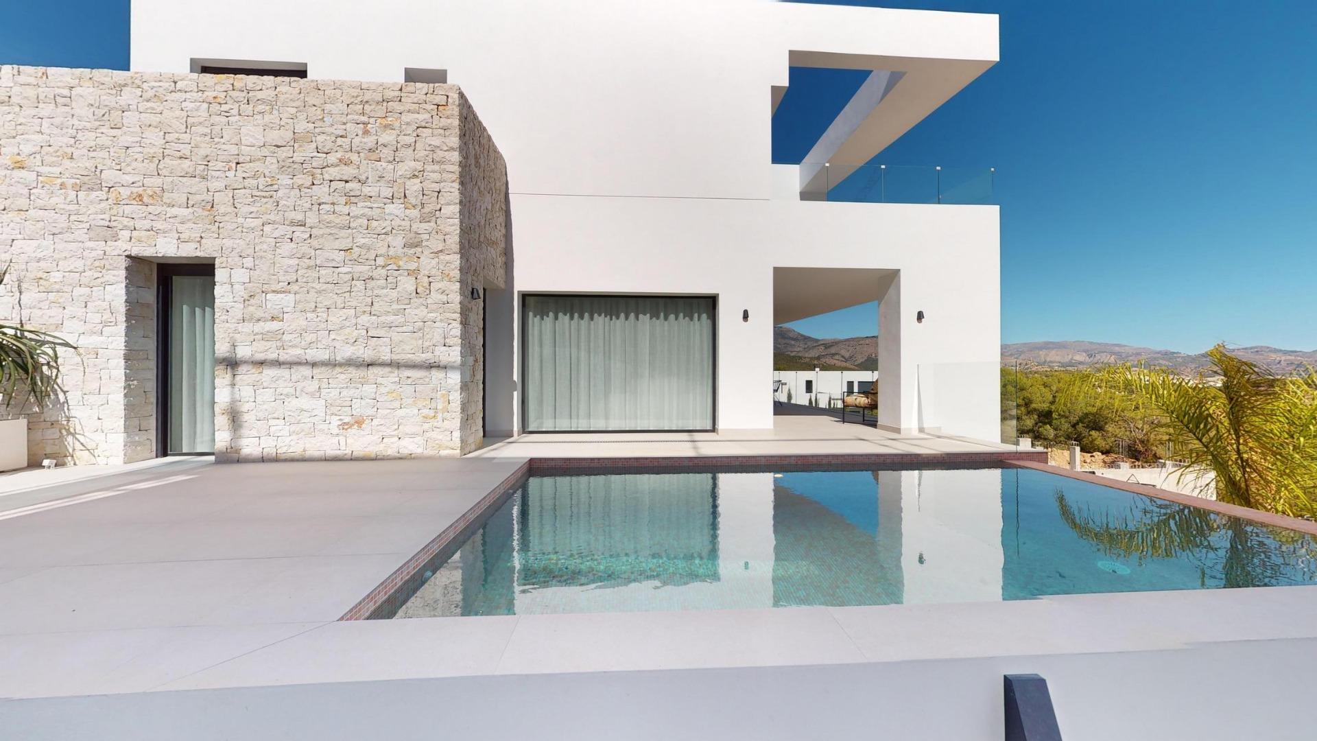 Villa for sale in Polop, Alicante, Spain