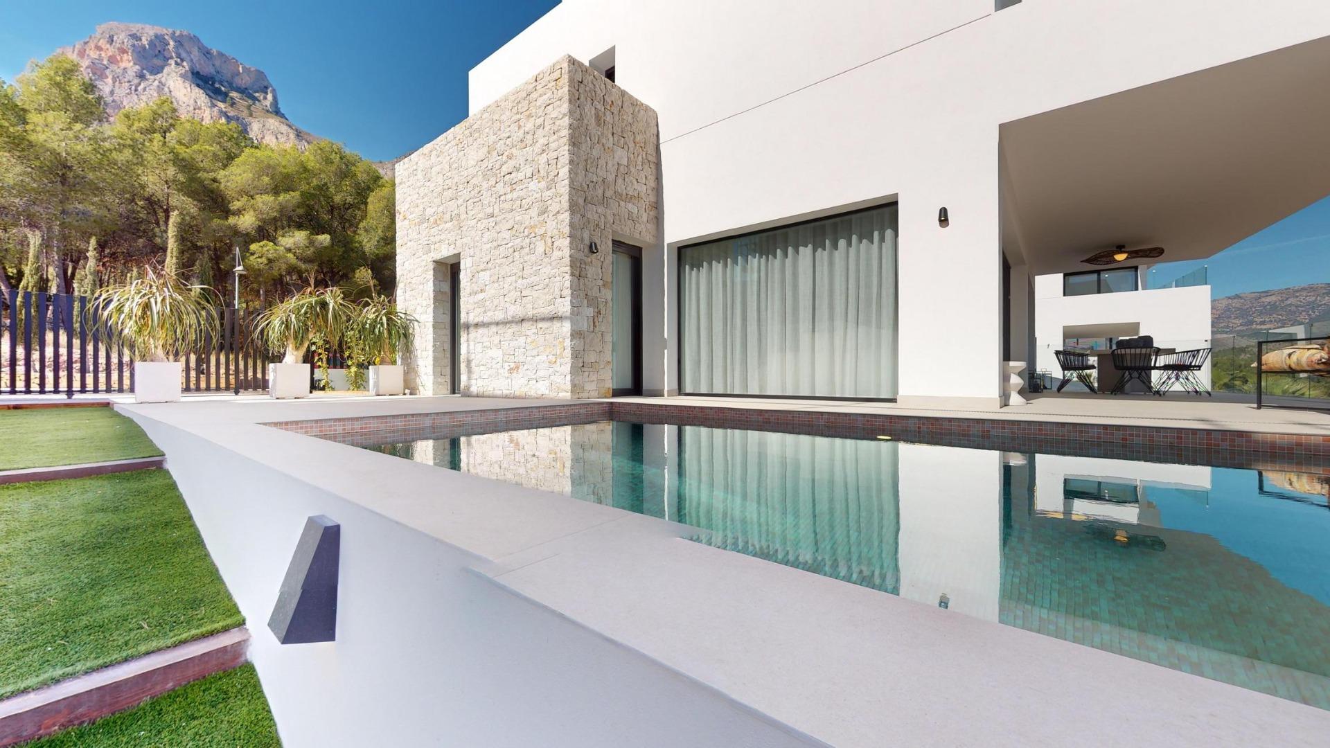 Villa for sale in Polop, Alicante, Spain