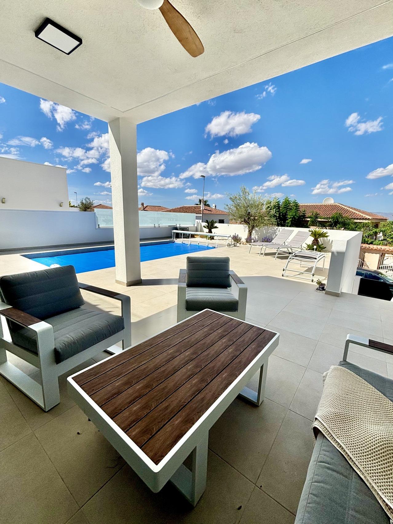 Villa for sale in Benijofar, Alicante, Spain