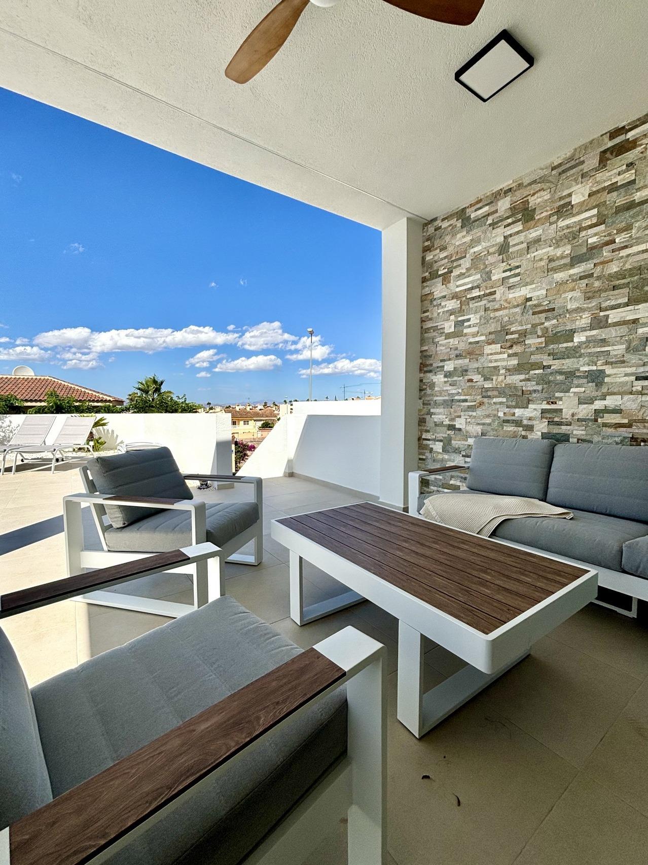 Villa for sale in Benijofar, Alicante, Spain