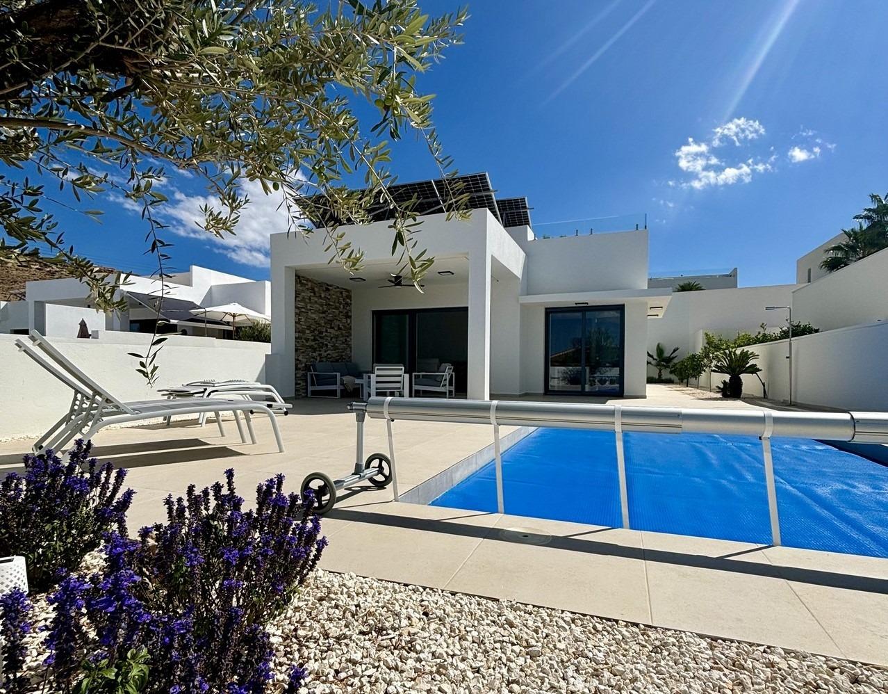 Villa for sale in Benijofar, Alicante, Spain