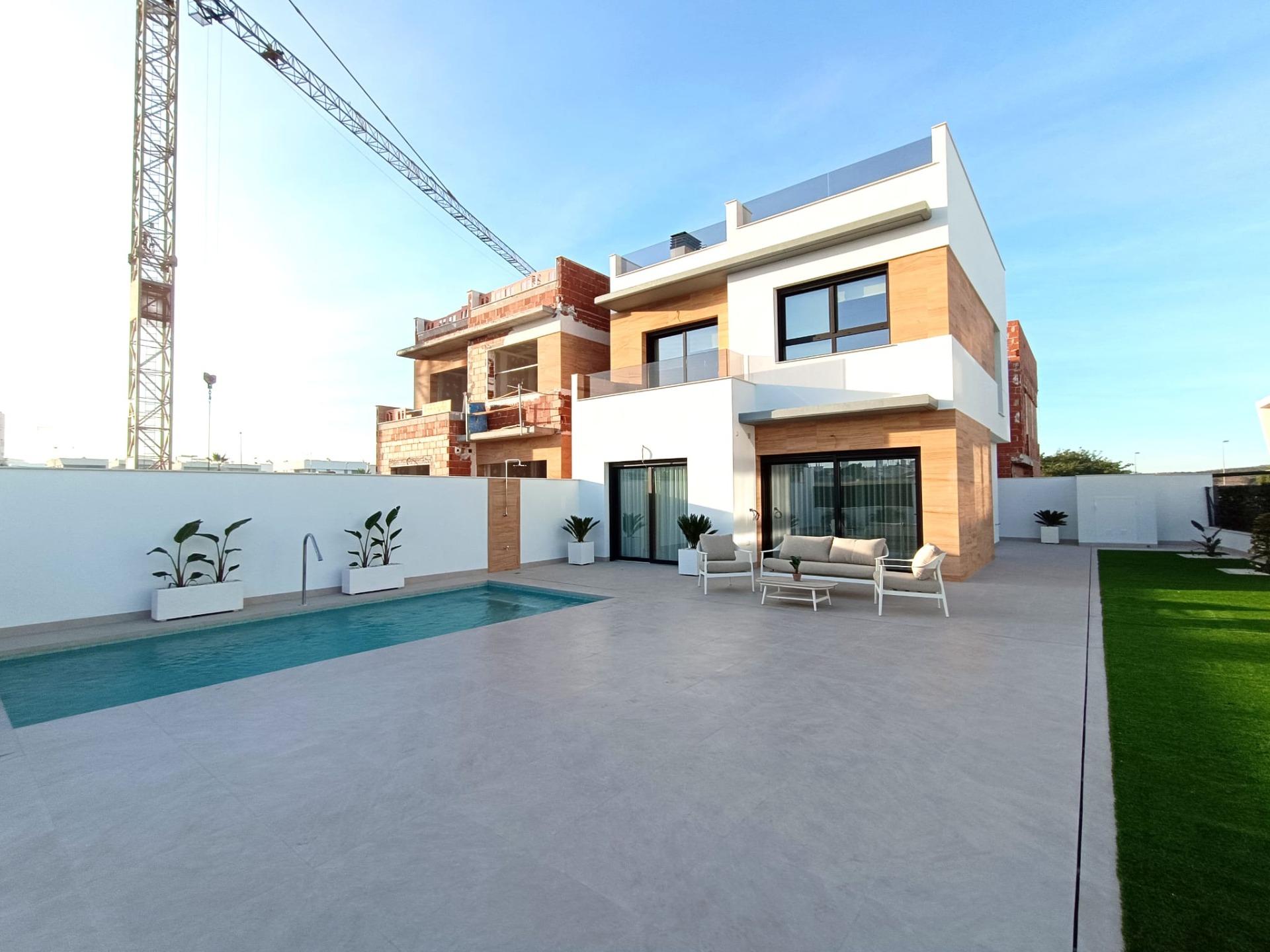 Villa for sale in Benijofar, Alicante, Spain