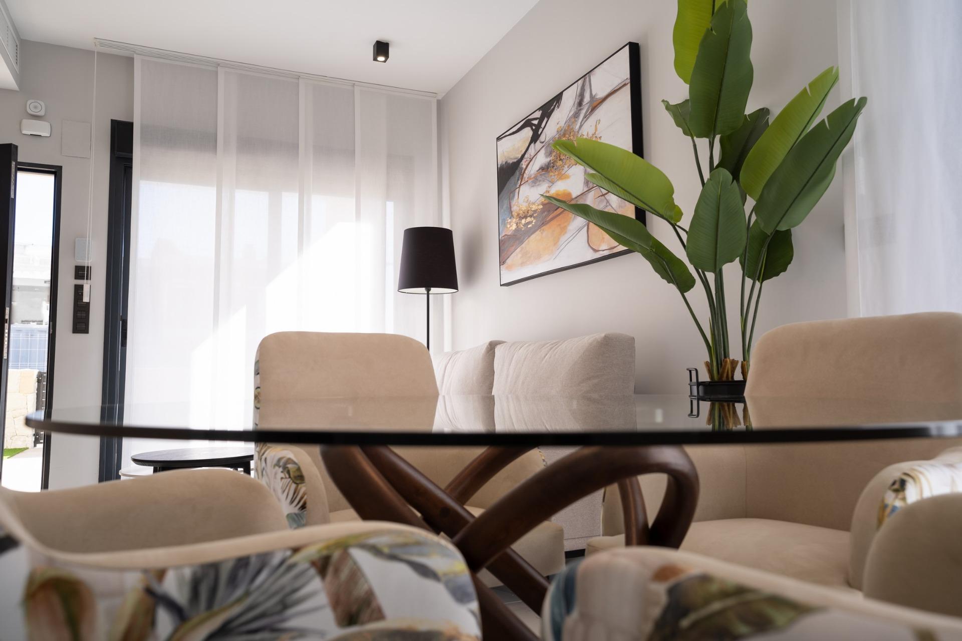 Bungalow for sale in Pilar De La Horadada, Alicante, Spain