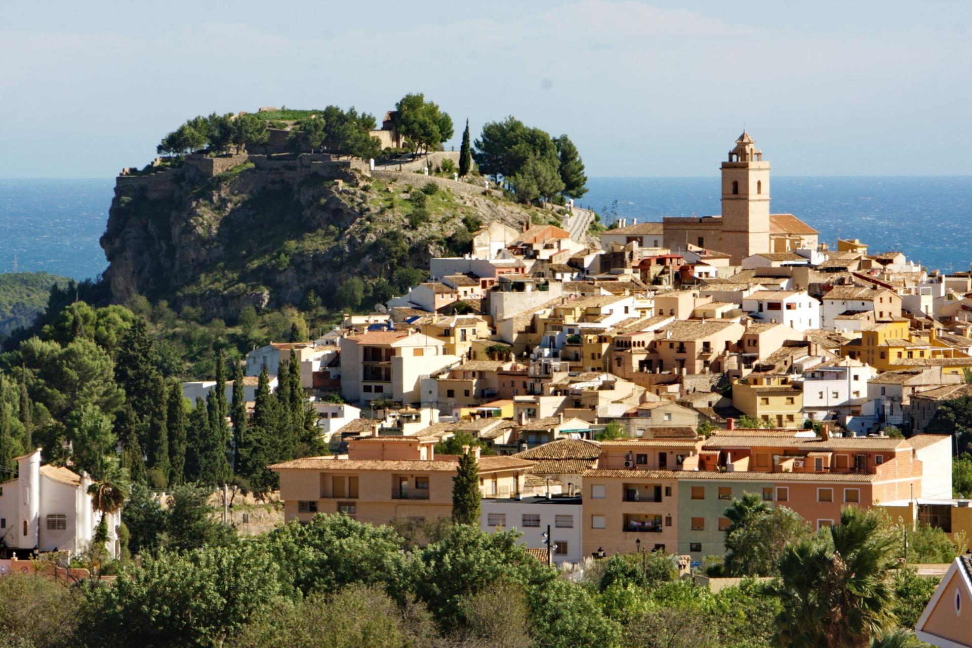 Villa for sale in Polop, Alicante, Spain