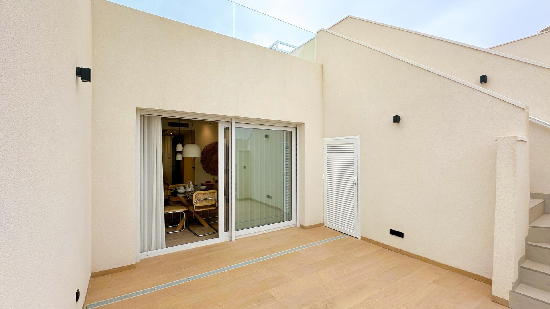 Bungalow for sale in Algorfa, Alicante, Spain