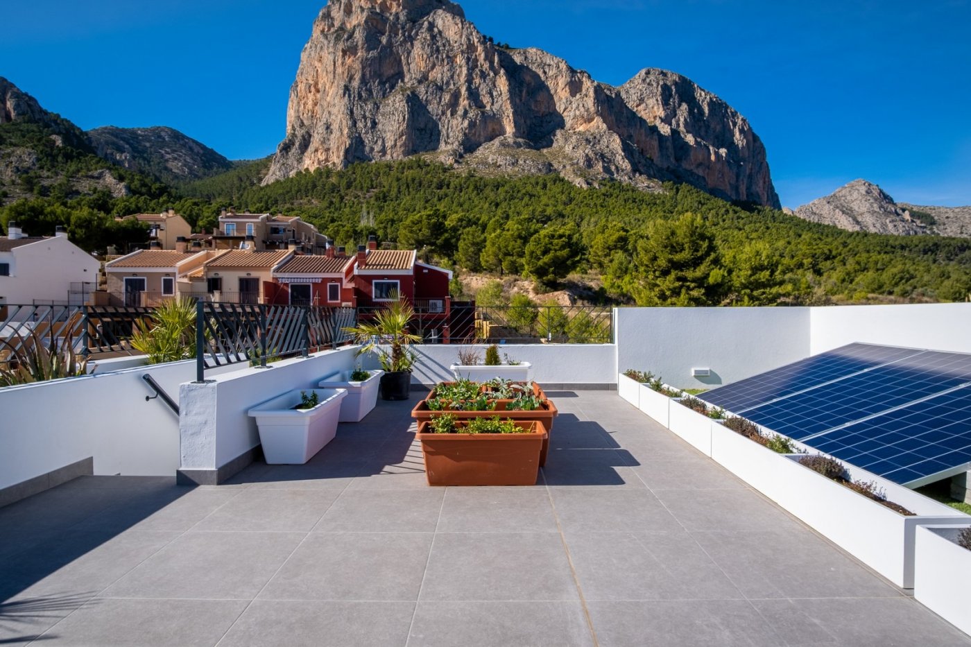 Villa for sale in Polop, Alicante, Spain