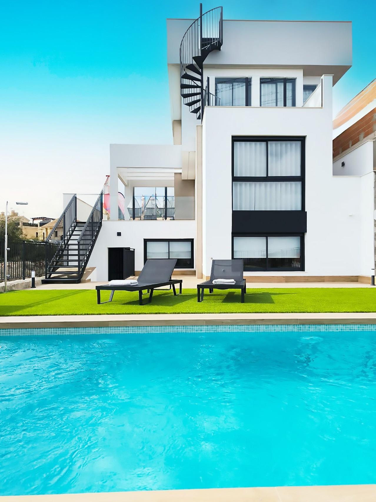 Villa for sale in Algorfa, Alicante, Spain