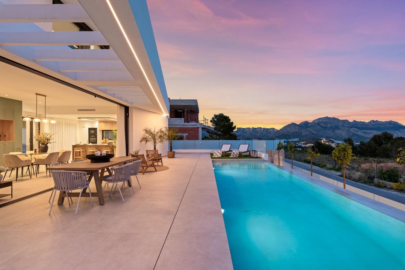 Villa for sale in Polop, Alicante, Spain