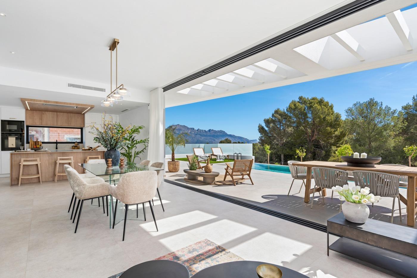 Villa for sale in Polop, Alicante, Spain