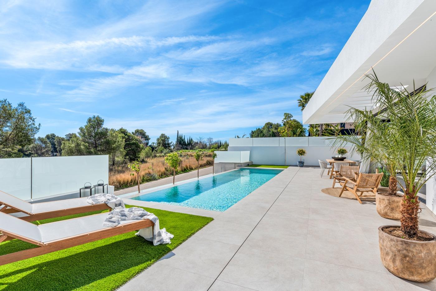 Villa for sale in Polop, Alicante, Spain