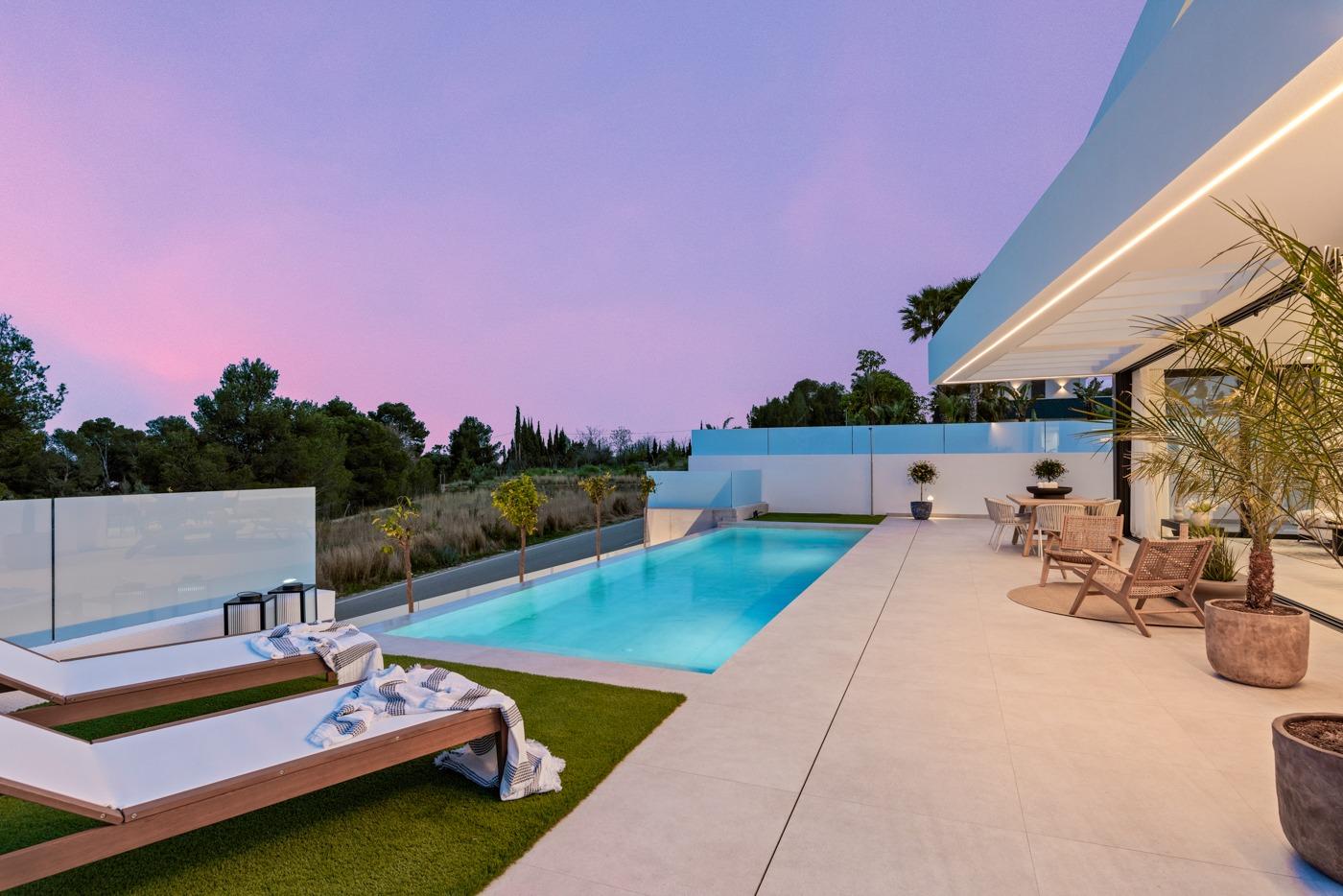 Villa for sale in Polop, Alicante, Spain
