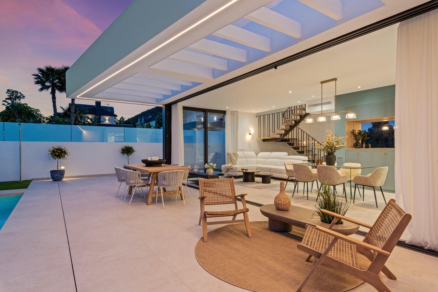 Villa for sale in Polop, Alicante, Spain