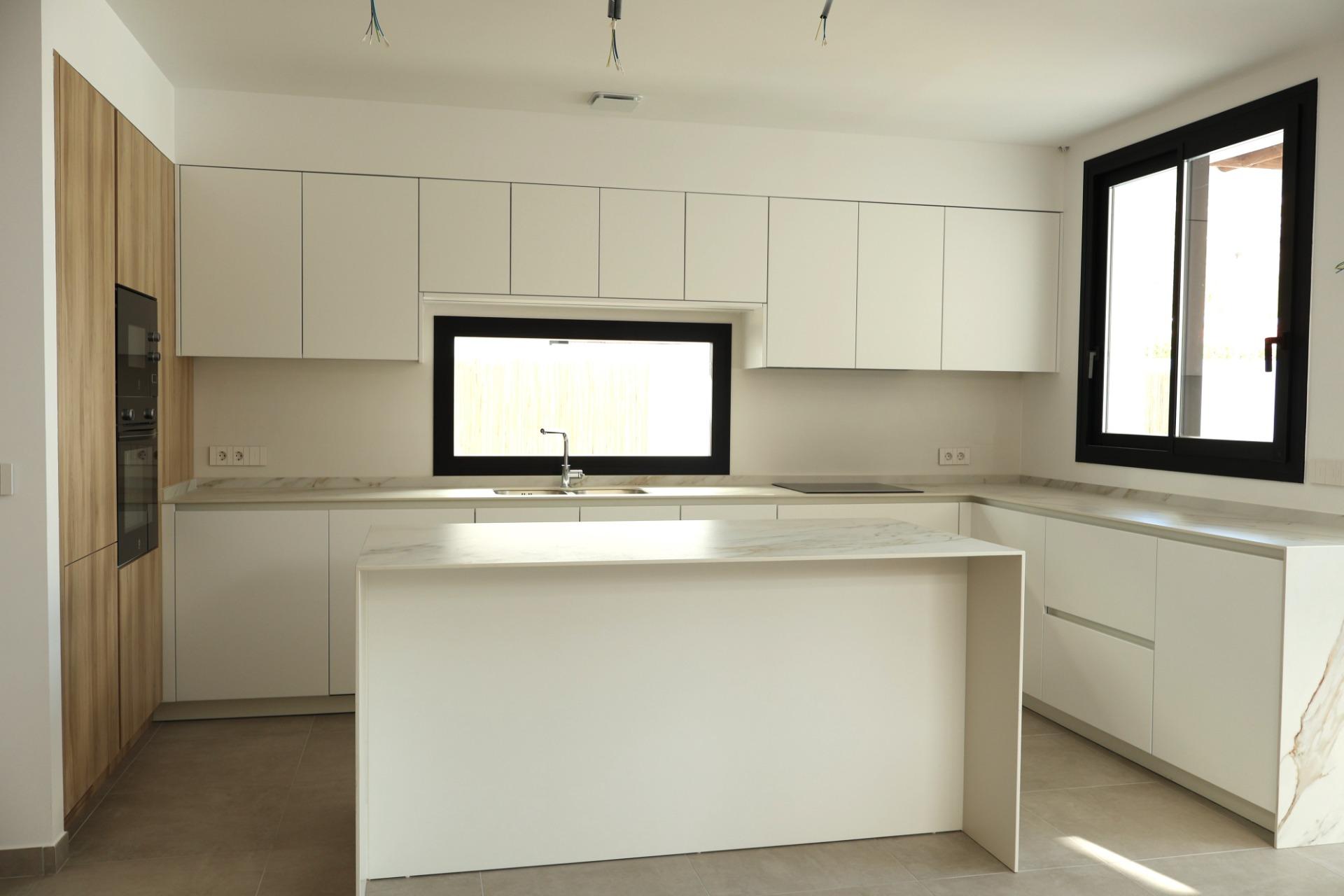 Villa for sale in Alfas Del Pi, Alicante, Spain