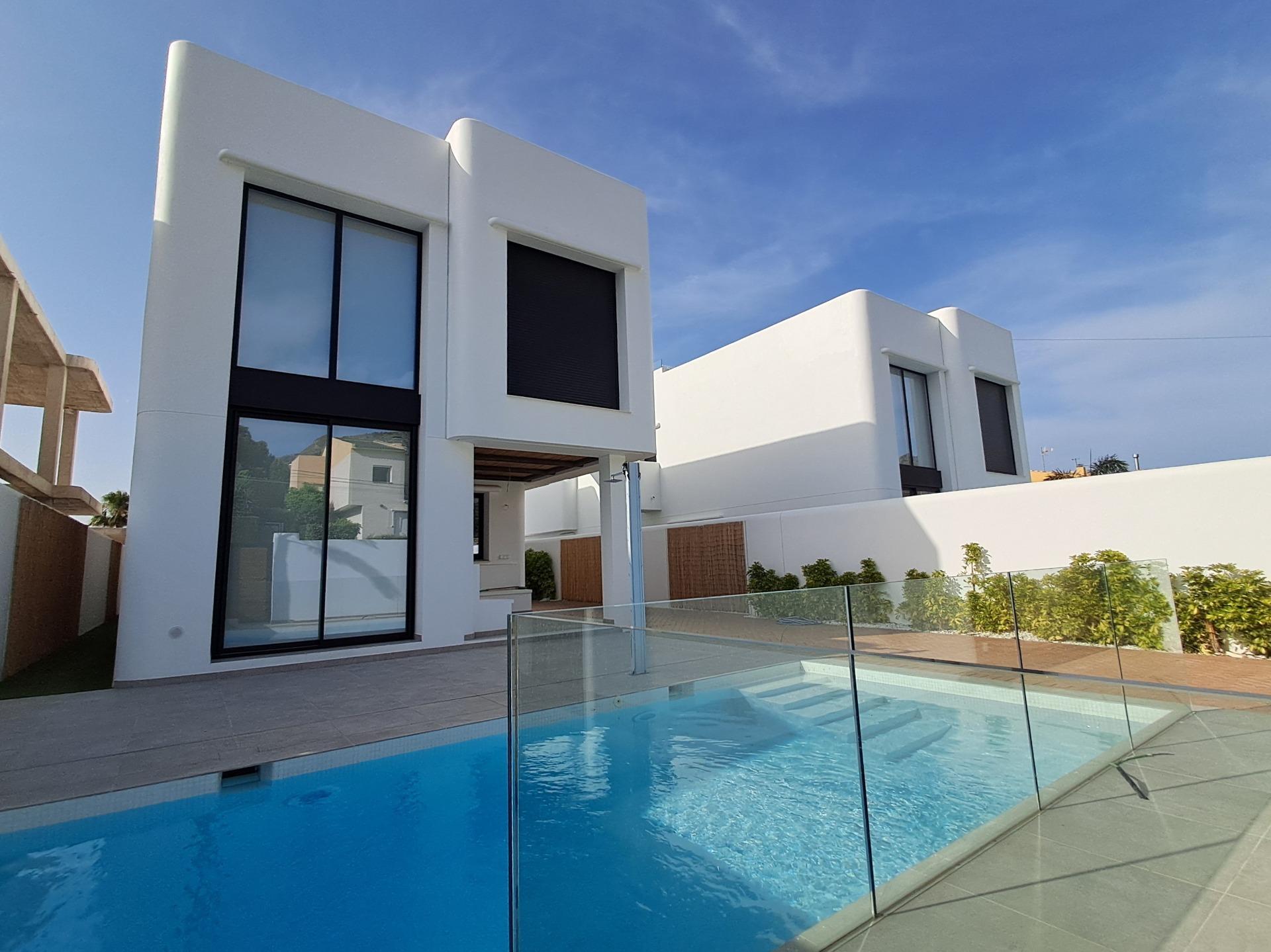 Villa for sale in Alfas Del Pi, Alicante, Spain