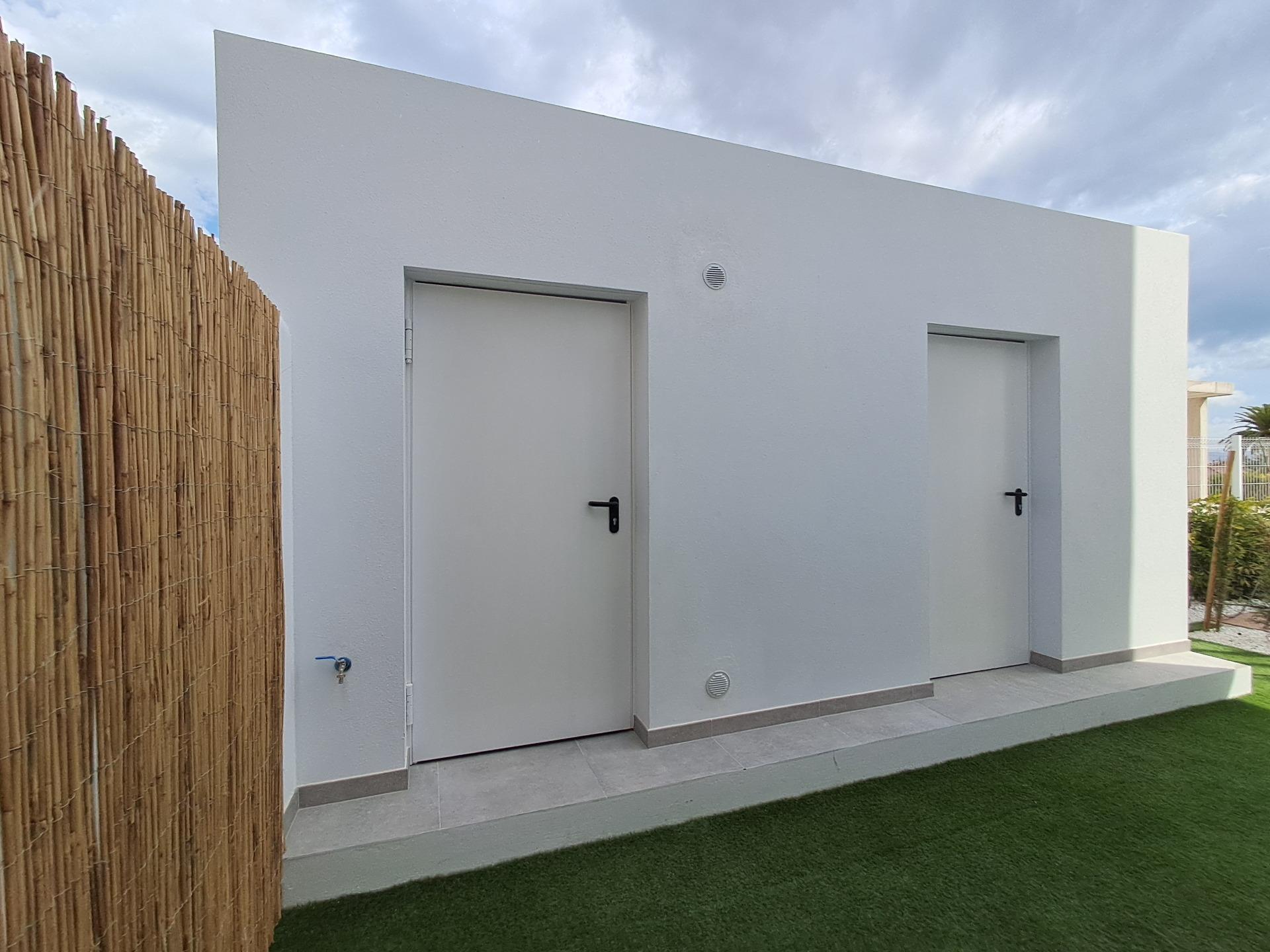Villa for sale in Alfas Del Pi, Alicante, Spain