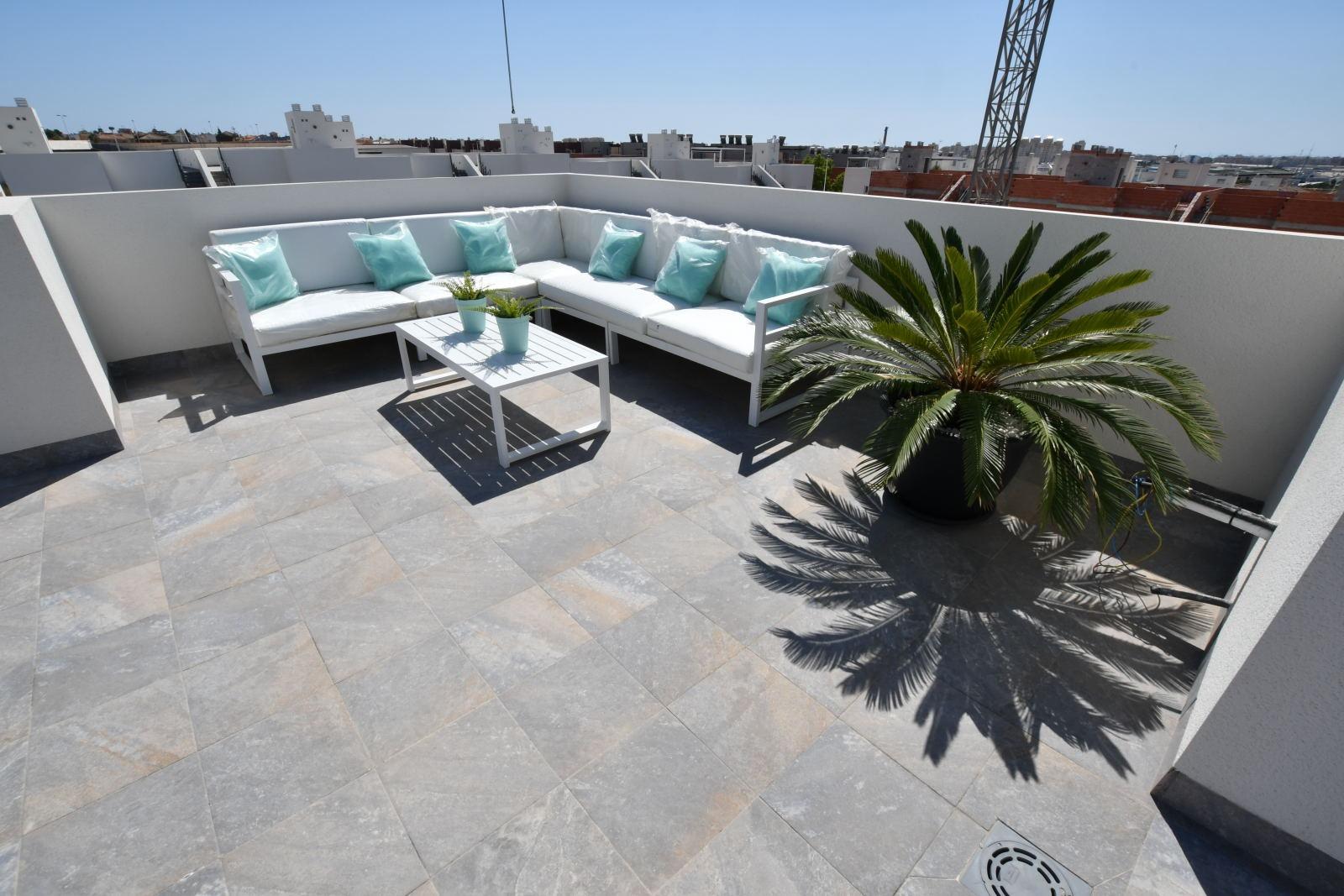 Bungalow for sale in San Miguel De Salinas, Alicante, Spain
