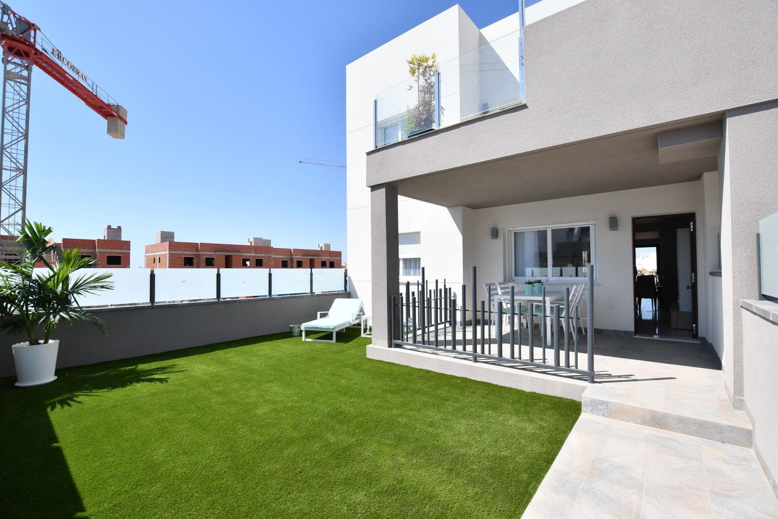 Bungalow for sale in San Miguel De Salinas, Alicante, Spain