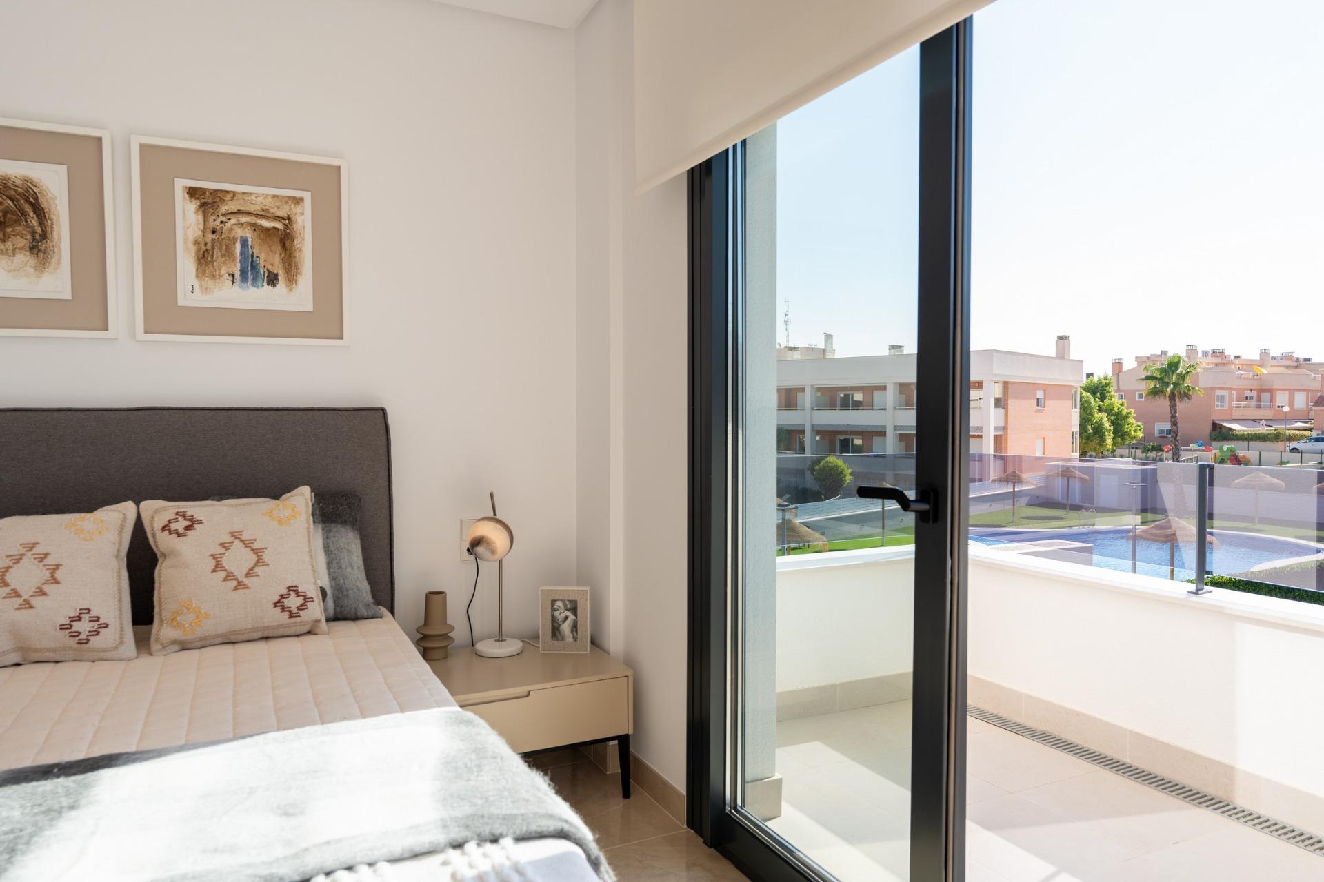 Villa for sale in La Marina, Alicante, Spain