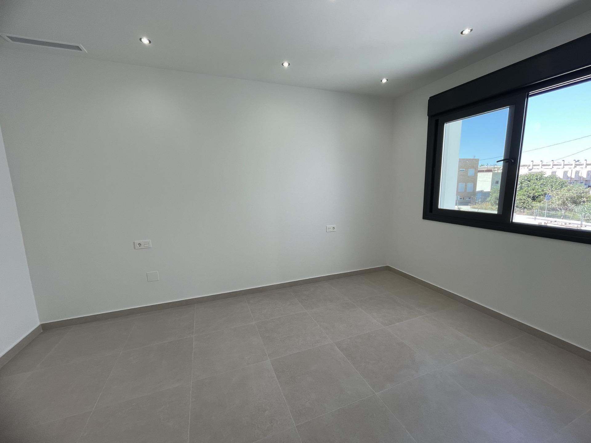 Villa for sale in Almoradi, Alicante, Spain