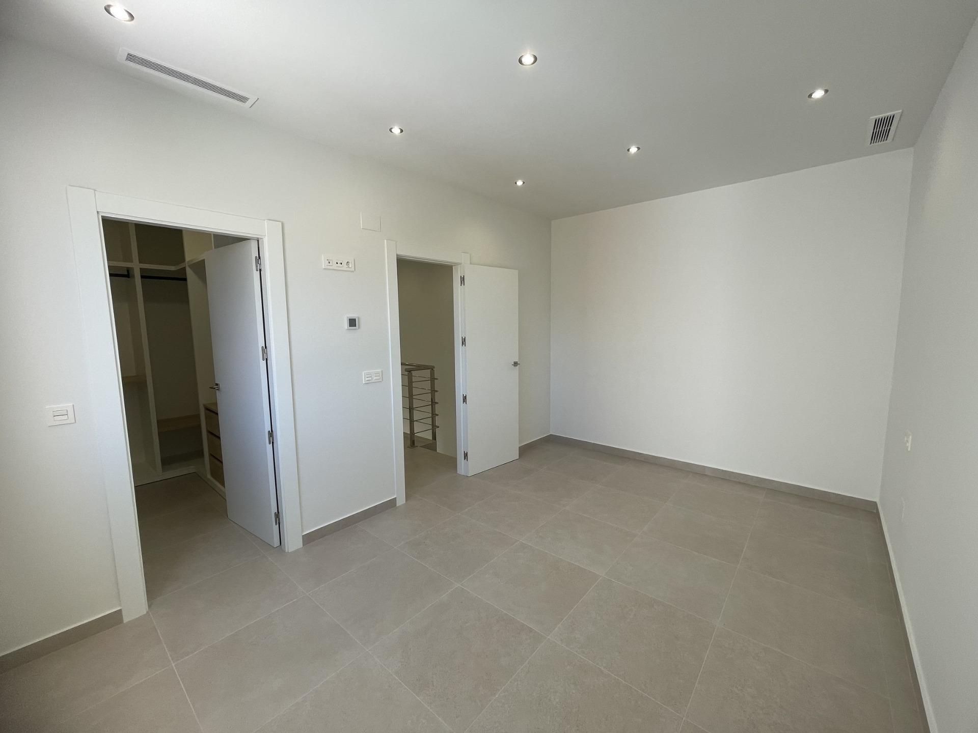 Villa for sale in Almoradi, Alicante, Spain