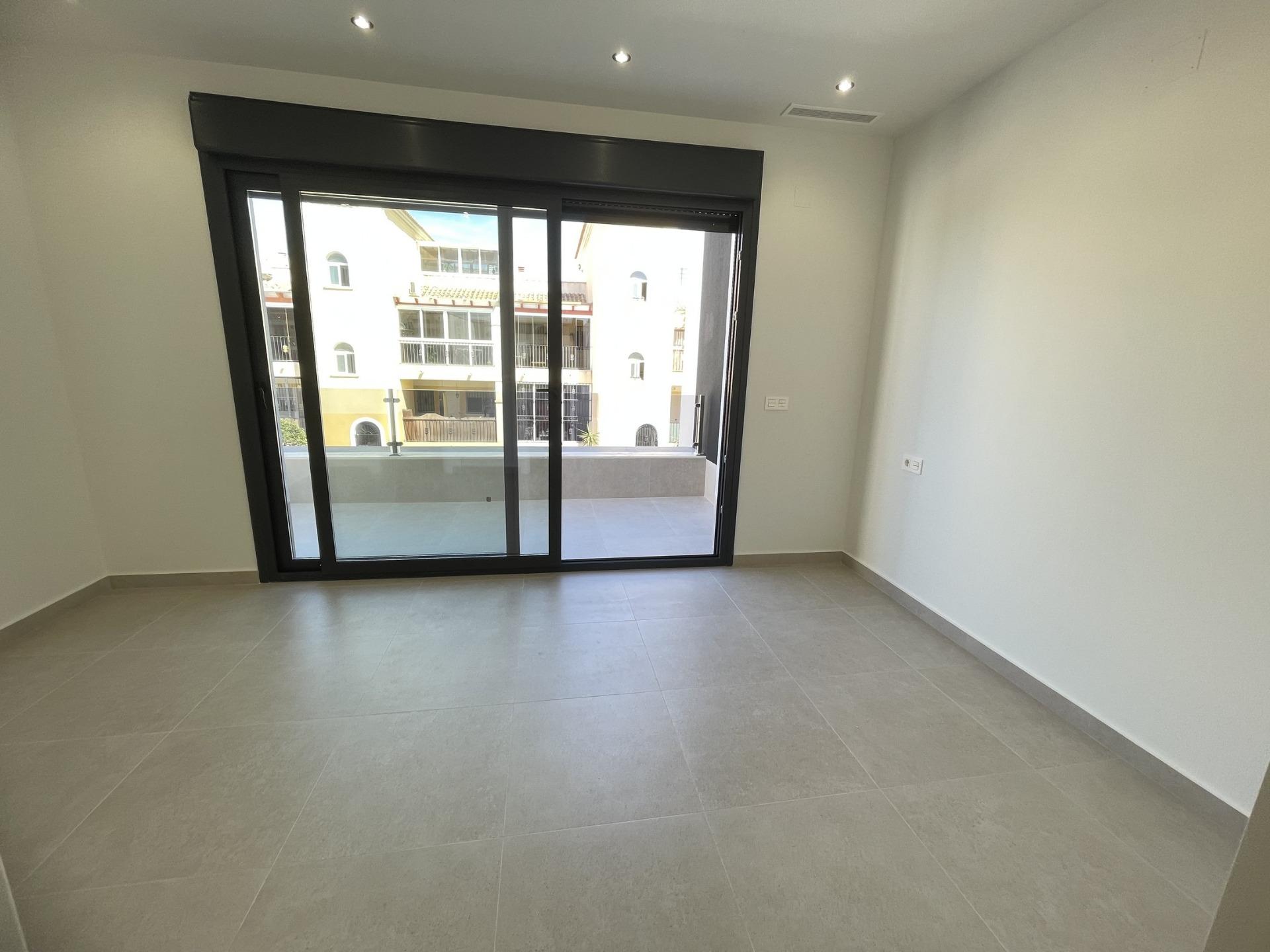 Villa for sale in Almoradi, Alicante, Spain